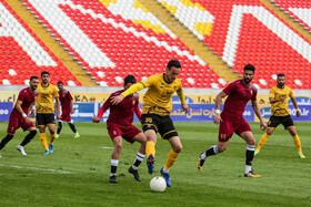 هفته سیزدهم لیگ برتر فوتبال؛ پدیده مشهد ـ سپاهان اصفهان