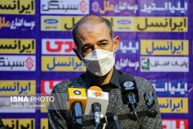 نویدکیا: خوششانسیم که باید با صنعت نفت بازی کنیم