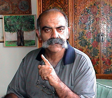 تصویری از زندهیاد، عطاالله امیدوار ماجرای کفبینی مرتضی ممیز توسط عطاالله امیدوار