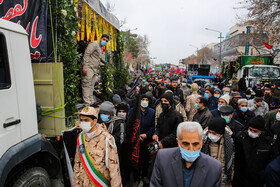 شییع  پیکر ۸ شهید گمنام دفاع مقدس و شهید حسین نظری از مدافعان حرم تازه تفحص شده در مشهد