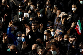 تشییع پیکرهای ۱۵۰ شهید دوران دفاع مقدس در تهران