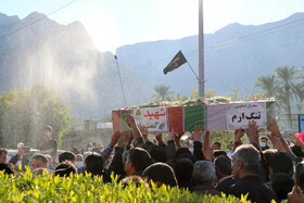 تشییع شهدای گمنام شهرستانهای دشتستان و عسلویه در استان بوشهر