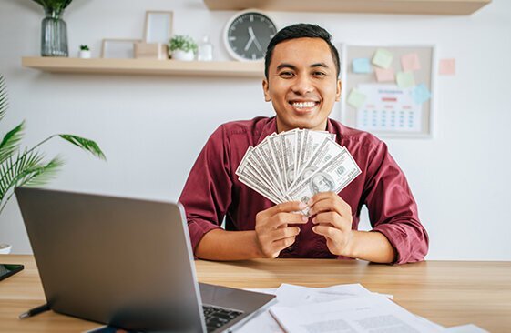 با سرمایه کم درآمد دلاری داشته باشید! با سرمایه کم درآمد دلاری داشته باشید!