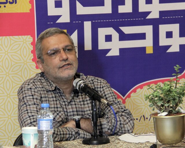 نباید ذهن بچهها را تخریب کنیم