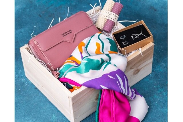 بهترین کادوی روز مادر و روز پدر چیست؟ بهترین کادوی روز مادر و روز پدر چیست؟