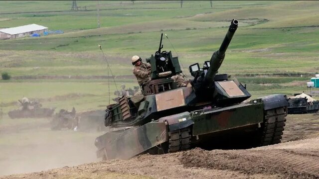 استرالیا ۳.۵ میلیارد دلار تانک از آمریکا میخرد استرالیا ۳.۵ میلیارد دلار تانک از آمریکا میخرد