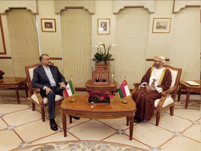 دیدار امیرعبداللهیان و وزیر خارجه عمان دیدار امیرعبداللهیان با همتای عمانیاش