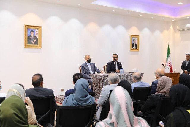 رویکرد رئیس جمهور در حوزه ایرانیان مقیم خارج از کشور عمل گرایانه و درجهت حل مشکلات ایرانیان است رویکرد رئیس جمهور در حوزه ایرانیان مقیم خارج از کشور عمل گرایانه و درجهت حل مشکلات ایرانیان است