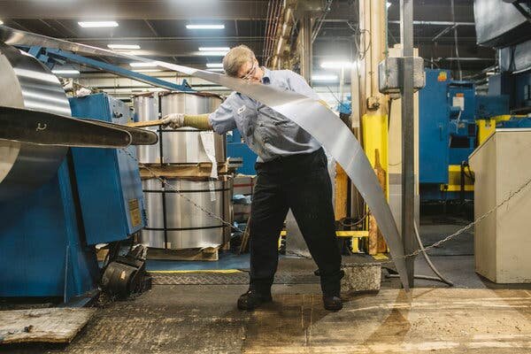 قیمت روز محصولات فولادی، تیرآهن و میلگرد ورق گالوانیزه و آهن اسفنجی