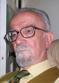 چند سال پیش از اینکه محمود کیانوش برود