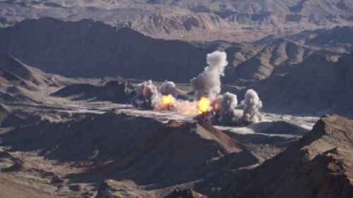 گستردهترین رزمایش ترکیبی نیروی زمینی سپاه در جنوب شرق کشور برگزار شد گستردهترین رزمایش ترکیبی نیروی زمینی سپاه در جنوب شرق کشور برگزار شد