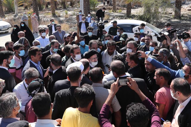 رئیسجمهور: تصمیمات لازم برای حل مشکلات مناطق زلزلهزده هرمزگان اتخاذ خواهد شد رئیسجمهور: تصمیمات لازم برای حل مشکلات مناطق زلزلهزده هرمزگان اتخاذ خواهد شد