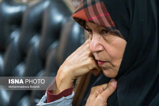 فائزه هاشمی: فعالیتهای ورزشیام ماندگارتر شد تا سیاسی / جرمم "دختر رفسنجانی بودن" است 7