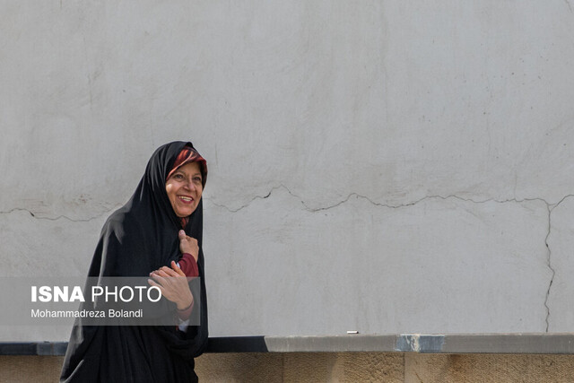 فائزه هاشمی: فعالیتهای ورزشیام ماندگارتر شد تا سیاسی / جرمم "دختر رفسنجانی بودن" است 16