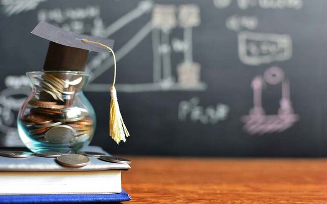 باید زیست دانشجویی را در دانشگاهها احیا کنیم/ اعطای وام تحصیلی و حمایت از ارتقای خوابگاهها