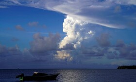 هشدار سونامی در پی فوران آتشفشان زیر دریایی در "تونگا"