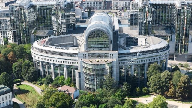 ساختمان پارلمان اروپا پارلمان اروپا تحریمهای ایران را محکوم کرد