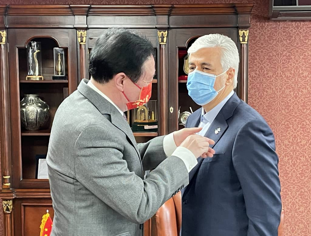 گفتوگوی سفیر چین در تهران با وزیر ورزش کشورمان درباره المپیک زمستانی