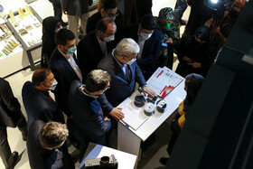 افتتاح نمایشگاه فناوری نانو با حضور معاون علمی رییس جمهور