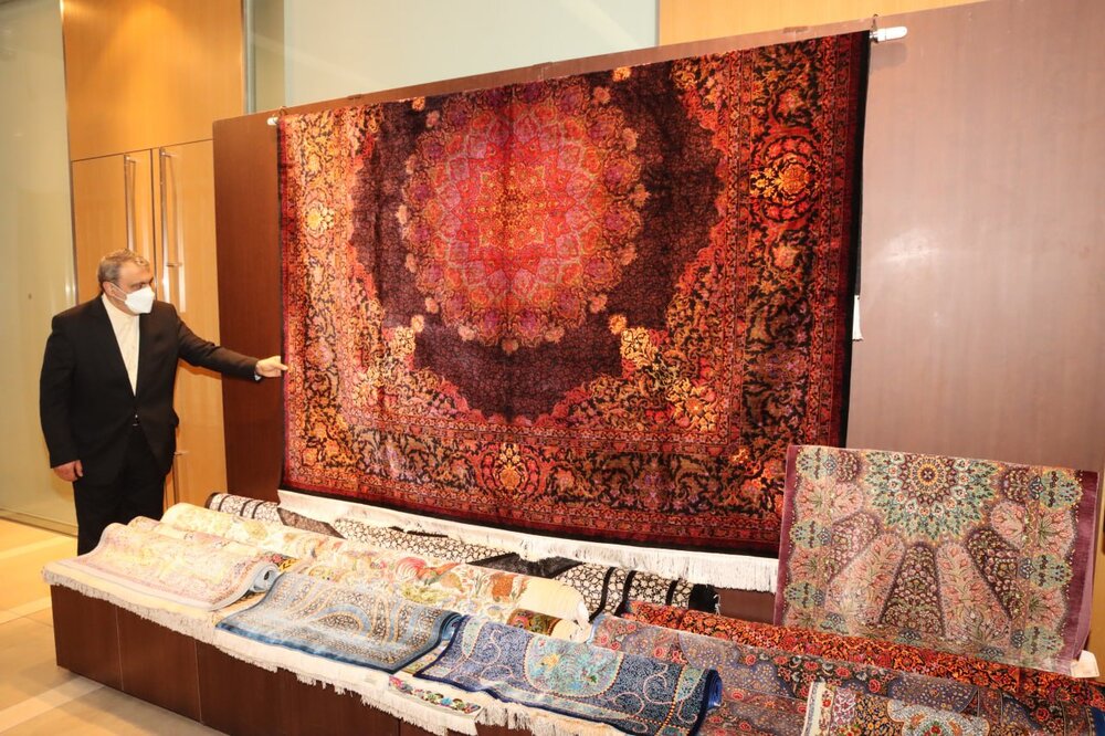برگزاری نمایشگاه فرش دستباف ایرانی در توکیو