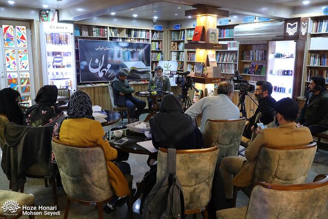 بهترین آموزش آموختن از آثار است