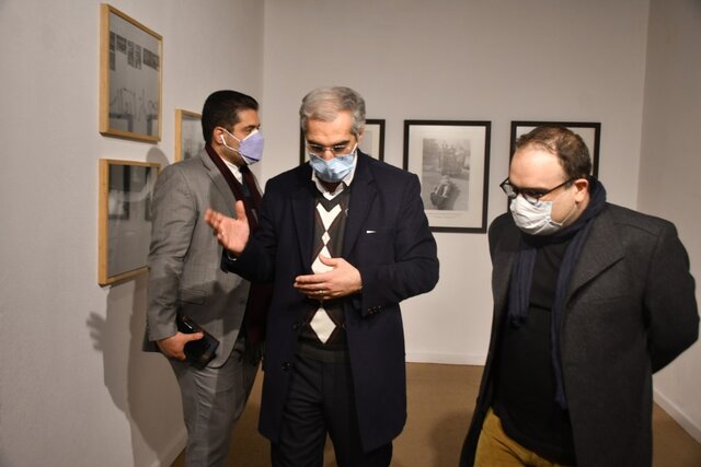 خوانش تاریخی از هنر انقلاب در موزه هنرهای معاصر