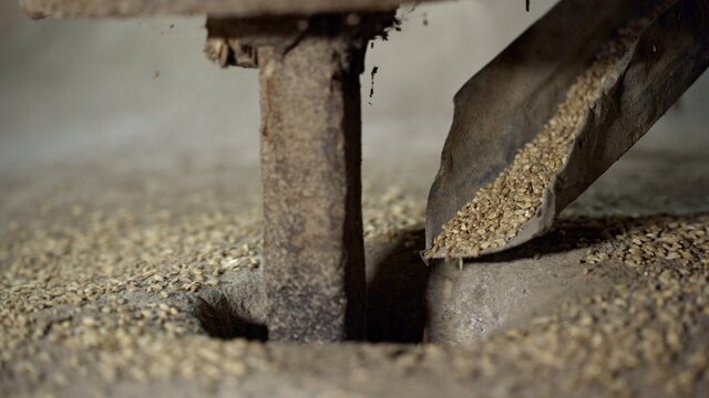 مرور دستور پخت غذاهای زمان قاجار در تلویزیون