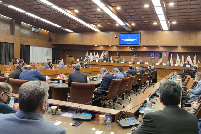 اعتراض روسای برخی فدراسیونها در جلسه با وزیر ورزش: چرا فرصت صحبت نمیدهید؟ اعتراض روسای برخی فدراسیونها در جلسه با وزیر ورزش: چرا فرصت صحبت نمیدهید؟