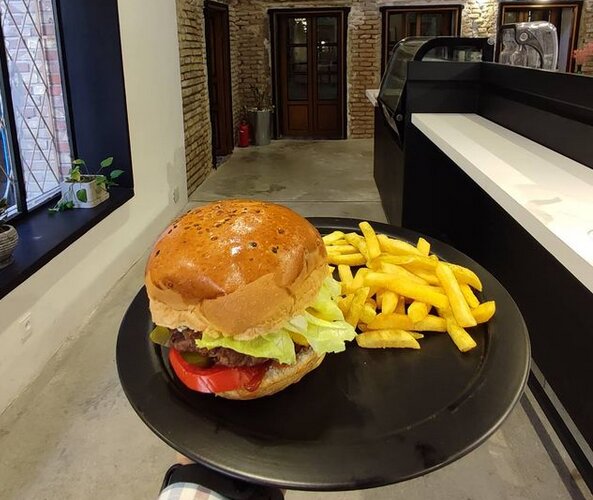 پاسخی به انکار تاسیس دیزیسرا در خانه وقفی ملک