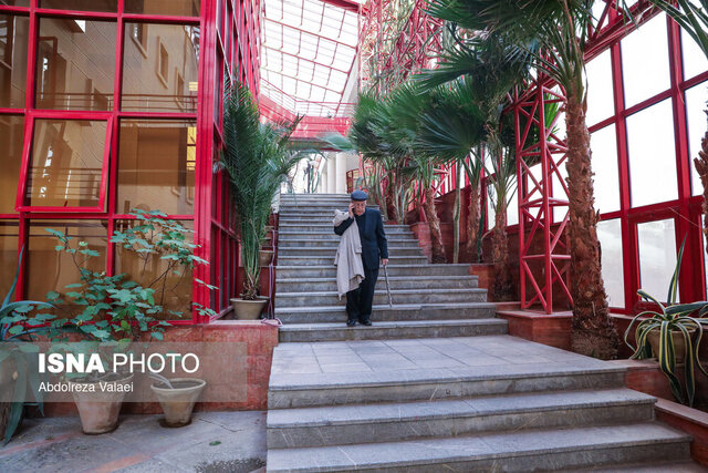 علمی که پشت هیچ حصار و دیواری حَبس نمیشود!/ سَد ذهنی که باید فرو بریزد