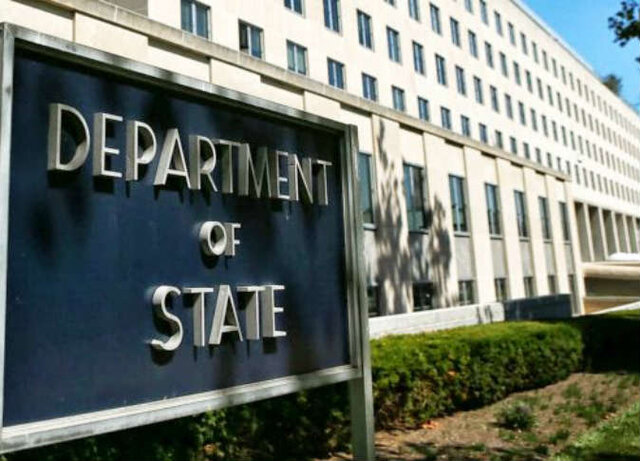 آمریکا: خانوادههای کارکنان سفارت ما در کییف باید فورا کشور را ترک کنند آمریکا: خانوادههای کارکنان سفارت ما در کییف باید فورا کشور را ترک کنند