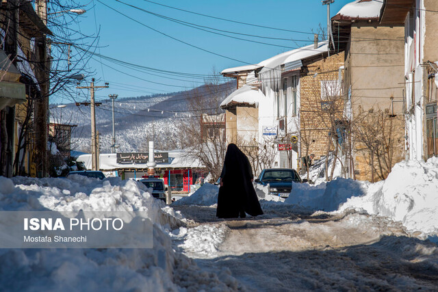 بازگشایی راه ارتباطی ۱۱۸۵ روستا در لرستان
