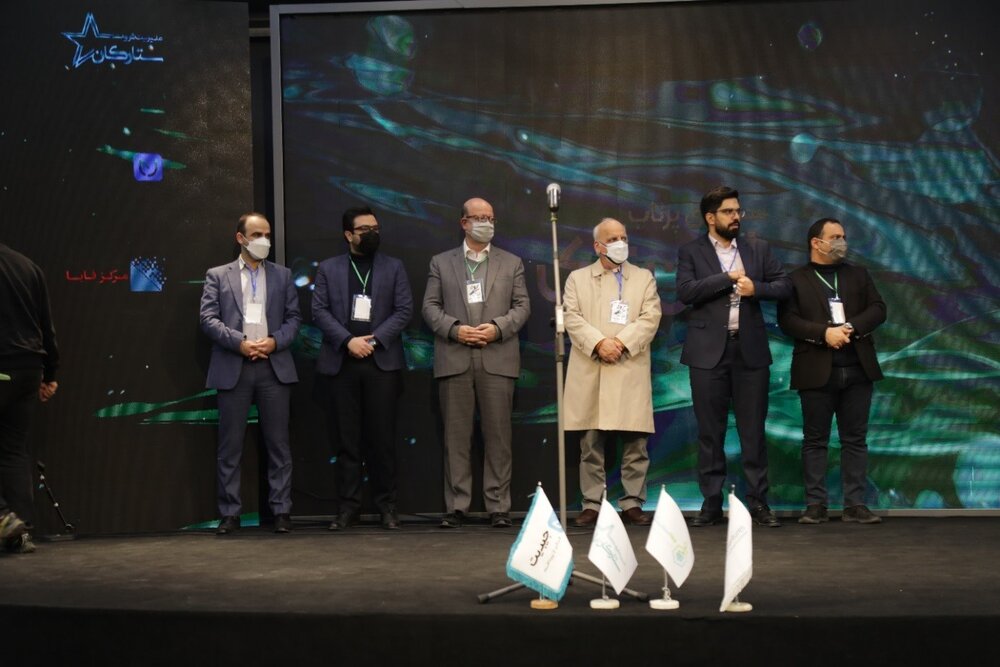 صعود زمستانه به ارتفاعات فینتک