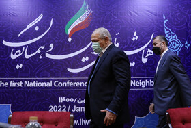 یحیی رحیم صفوی مشاور مقام معظم رهبری و امیر عبدالهیان وزیر امور خارجه در همایش ملی ایران و همسایگان