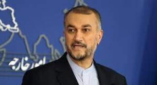 روایت وزیر خارجه از حضور دیپلماتهای زن ایرانی در دیدارهای اخیر با هیئت طالبان در تهران روایت وزیر خارجه از حضور دیپلماتهای زن ایرانی در دیدارهای اخیر با هیئت طالبان در تهران