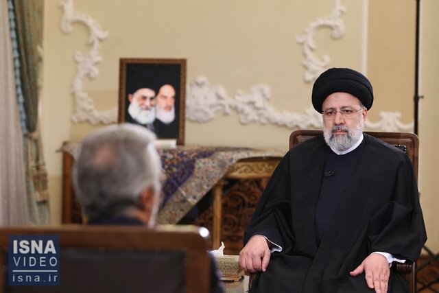 ویدئو / چهارمین گفتوگوی زنده تلویزیونی رئیسی با مردم ویدئو / چهارمین گفتوگوی زنده تلویزیونی رئیسی با مردم