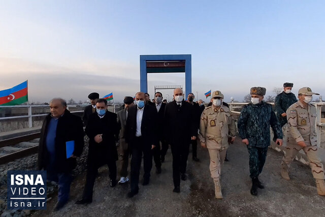ویدئو / فاز عملیاتی احداث پل جادهای ایران و آذربایجان ویدئو / فاز عملیاتی احداث پل جادهای ایران و آذربایجان