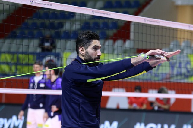 کناره‌گیری محمد موسوی از تیم ملی والیبال: واقعیت‌ها اسفبار است و از آمدن پشیمان شدم