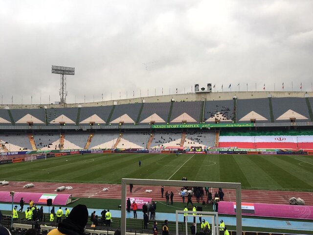 هوای خوب آزادی در روز برفی تهران/ شور و شوق عراقیها از بازی با ایران + فیلم