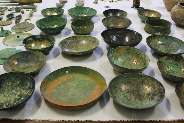 تصاویر آثار تاریخی کشفشده از قاچاقچیان