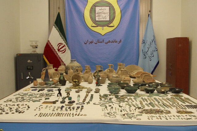 تصاویر آثار تاریخی کشفشده از قاچاقچیان