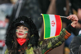 استادیوم آزادی پیش از آغاز دیدار تیم‌های ملی فوتبال ایران و عراق