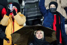 استادیوم آزادی پیش از آغاز دیدار تیم‌های ملی فوتبال ایران و عراق