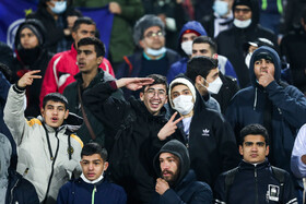 استادیوم آزادی پیش از آغاز دیدار تیم‌های ملی فوتبال ایران و عراق