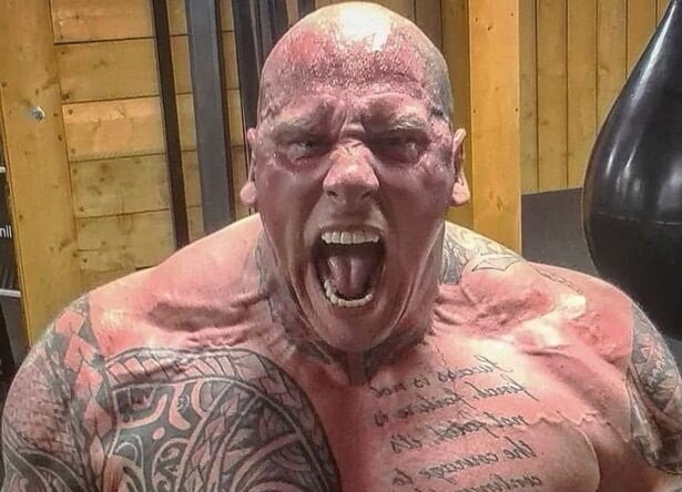 کریخوانی "ترسناکترین مرد جهان" برای "هالک ایرانی"؛ سجاد شب سختی مقابل من خواهد داشت