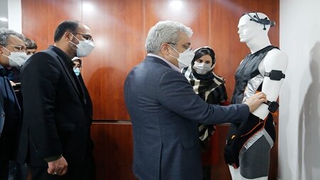 میزان موفقیت و رونق بازار محصولات فناورانه را اقبال مردمی مشخص میکند