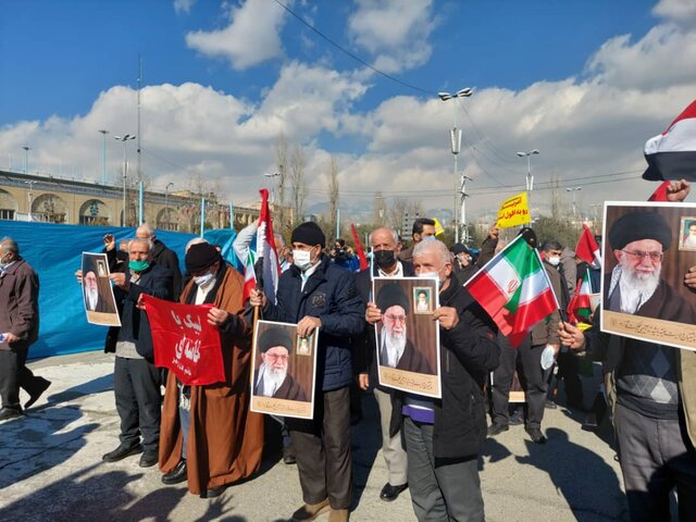 تظاهرات نمازگزاران تهرانی در حمایت از مردم یمن