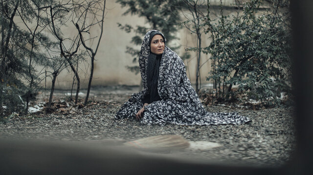 تصاویری از سریال جدید «بی همگان»