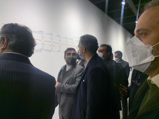 حضور ناگهانی وزیر در موزه هنرهای معاصر