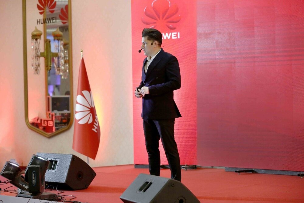 رویداد سوپر دیوایس هوآوی در تهران